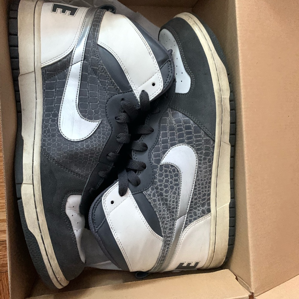 Big Nike air dunk white grey men’s size 12 silver - Picture 1 of 5